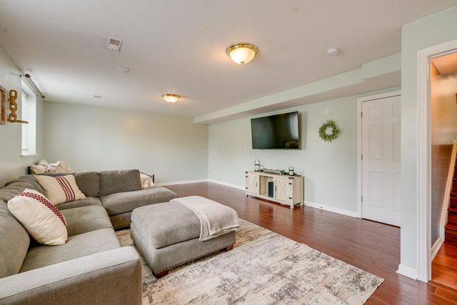 7029 Post Preserve Boulevard, Dublin, OH 43016