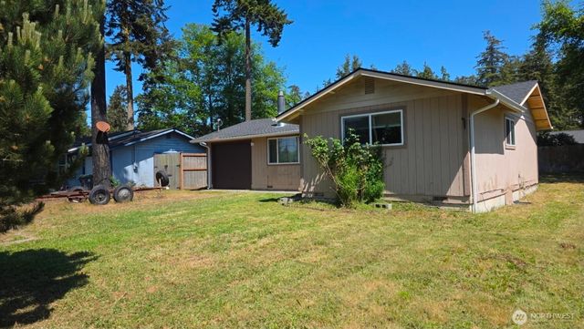 4340 Hamilton Drive, Oak Harbor, WA 98277