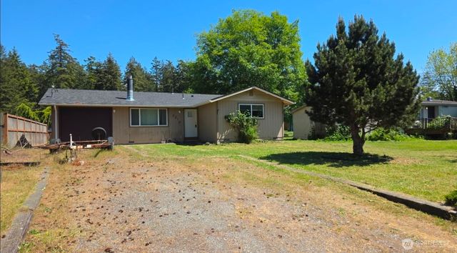 4340 Hamilton Drive, Oak Harbor, WA 98277