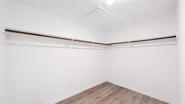 2421 Apex Avenue, Grand Prairie, TX 75052