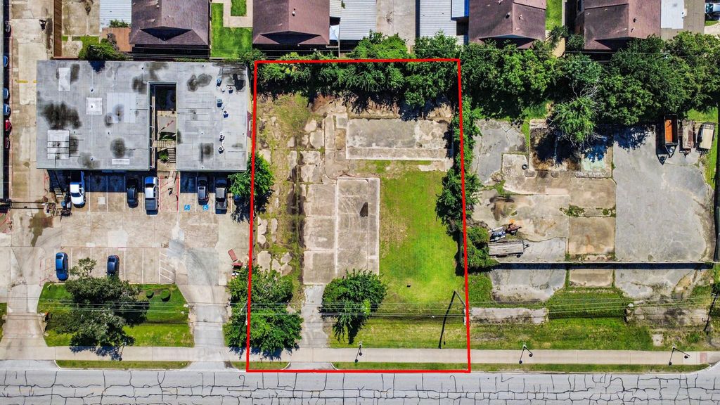 3031 Highway 146, La Porte, TX 77571