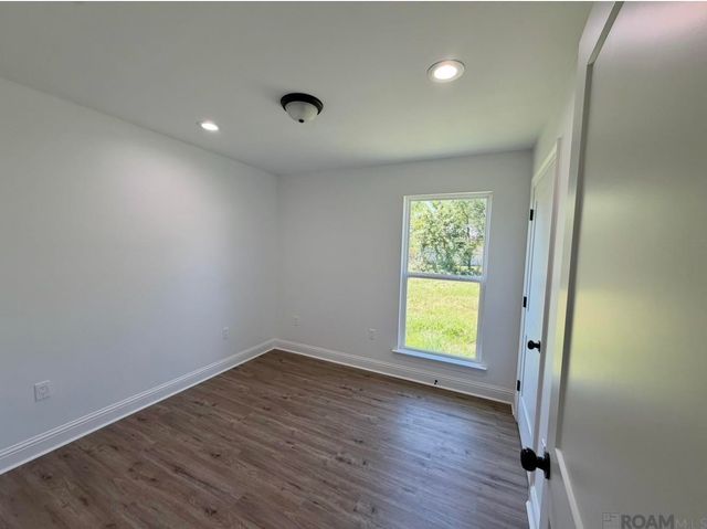 1925 72nd Ave, Baton Rouge, LA 70807