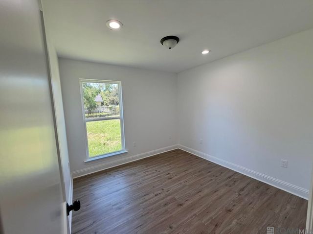 1925 72nd Ave, Baton Rouge, LA 70807