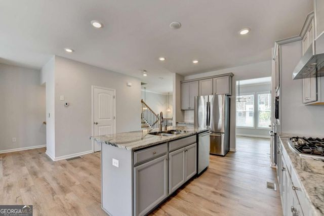 860 Sunset Park Drive, Suwanee, GA 30024