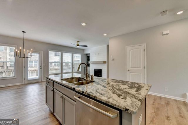 860 Sunset Park Drive, Suwanee, GA 30024