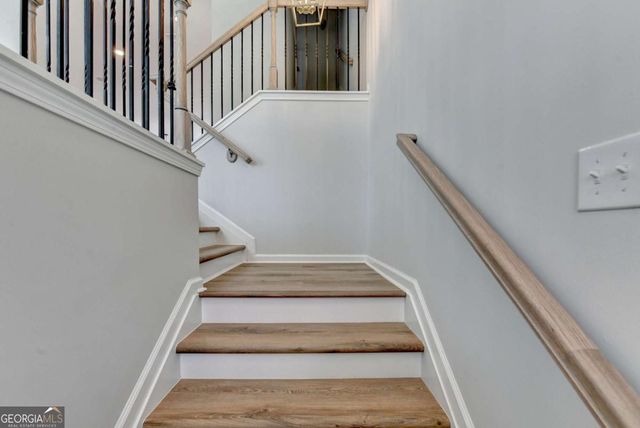 860 Sunset Park Drive, Suwanee, GA 30024