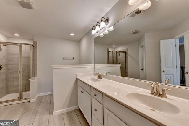 860 Sunset Park Drive, Suwanee, GA 30024