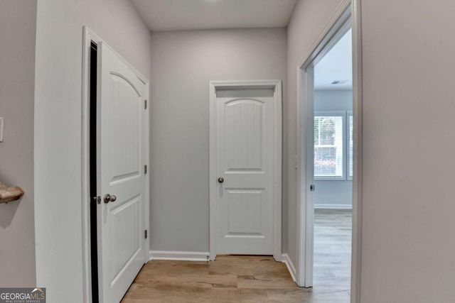 860 Sunset Park Drive, Suwanee, GA 30024