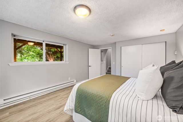 9921 64th Avenue Ct E, Puyallup, WA 98373