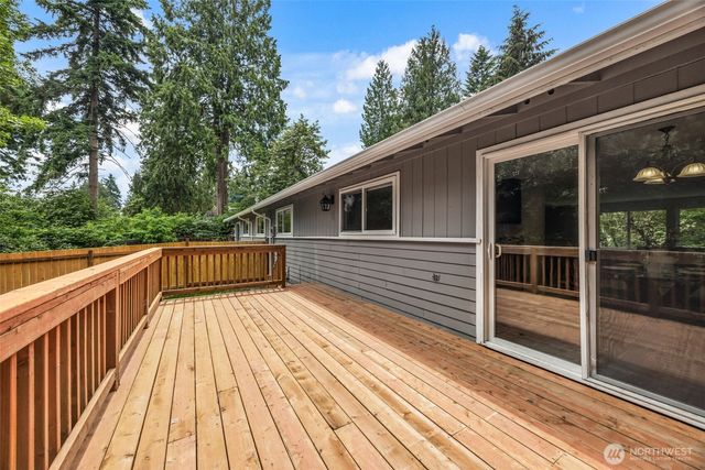 9921 64th Avenue Ct E, Puyallup, WA 98373