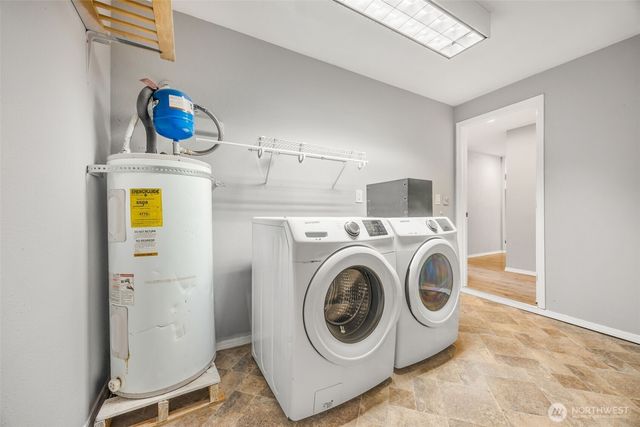 9921 64th Avenue Ct E, Puyallup, WA 98373