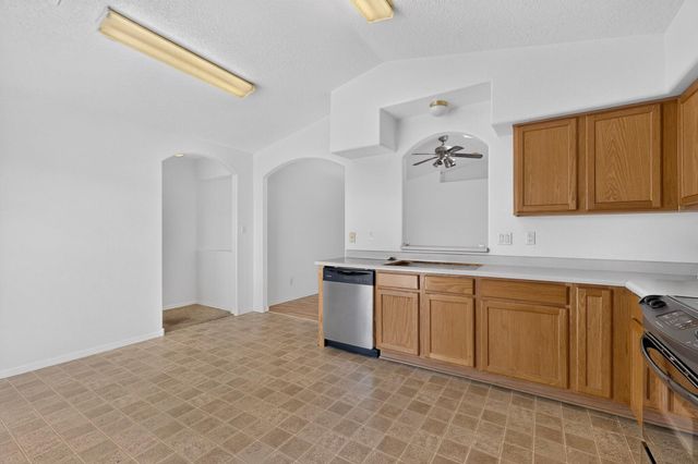 2035 Cielo Oeste Place NW, Albuquerque, NM 87120