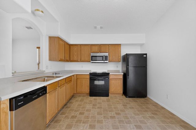 2035 Cielo Oeste Place NW, Albuquerque, NM 87120