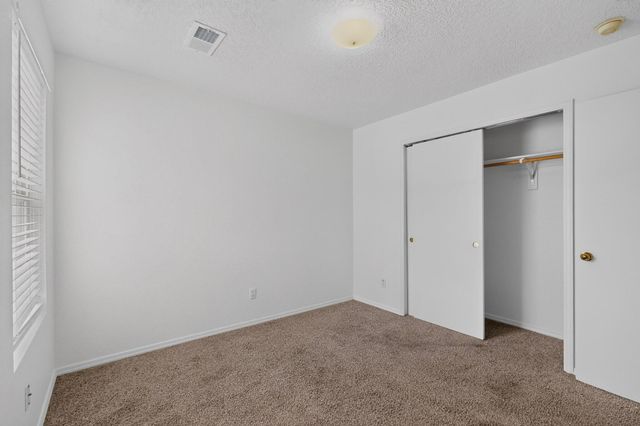 2035 Cielo Oeste Place NW, Albuquerque, NM 87120