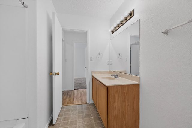 2035 Cielo Oeste Place NW, Albuquerque, NM 87120