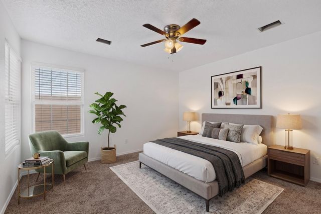 2035 Cielo Oeste Place NW, Albuquerque, NM 87120