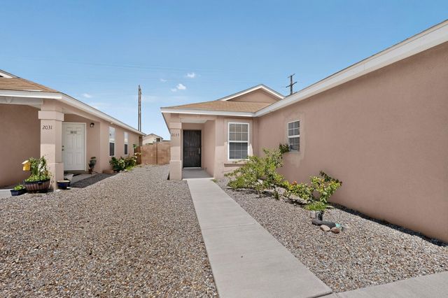 2035 Cielo Oeste Place NW, Albuquerque, NM 87120