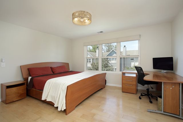 4249 N Kolmar Avenue 4249, Chicago, IL 60641