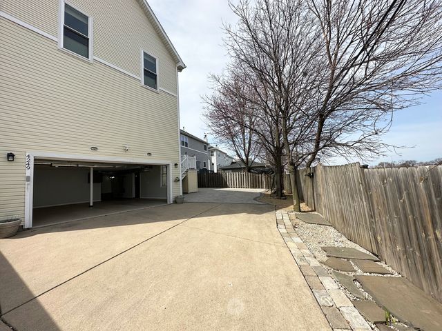 4249 N Kolmar Avenue 4249, Chicago, IL 60641