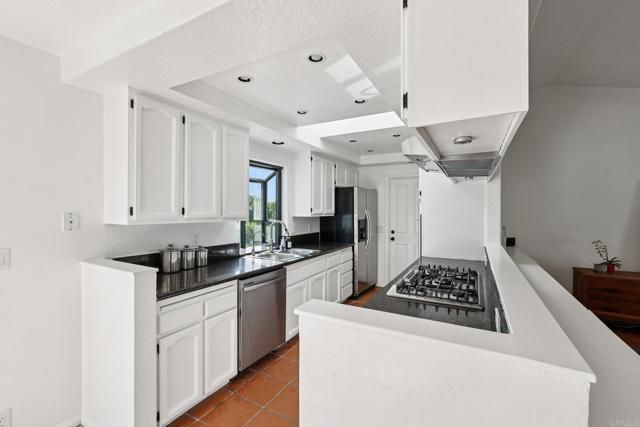 1761 Winterwarm Drive, Fallbrook, CA 92028