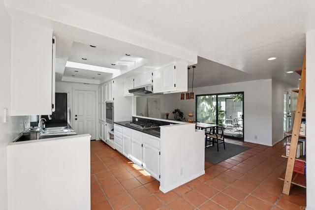 1761 Winterwarm Drive, Fallbrook, CA 92028