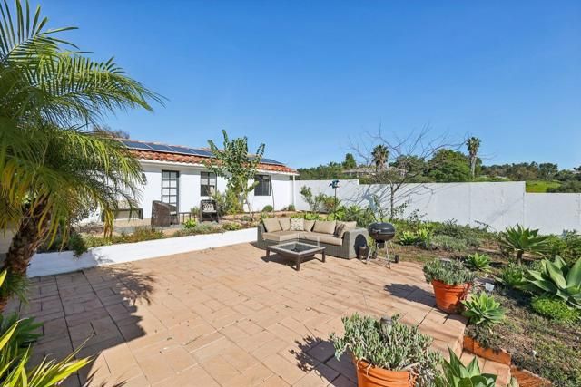 1761 Winterwarm Drive, Fallbrook, CA 92028