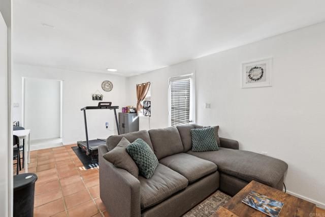 1761 Winterwarm Drive, Fallbrook, CA 92028