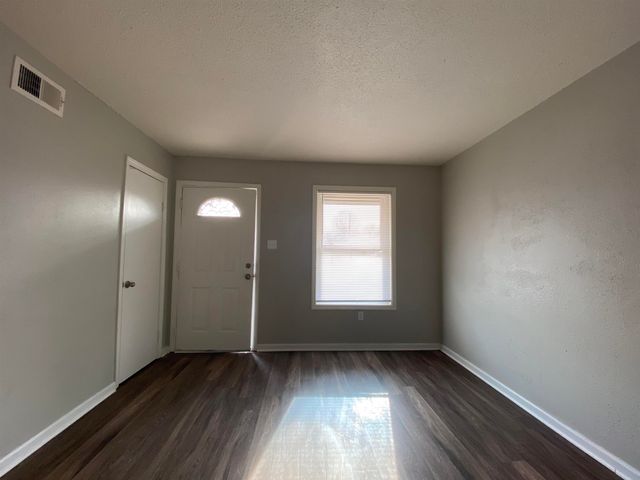3678 GLENBUREE CV, Memphis, TN 38109