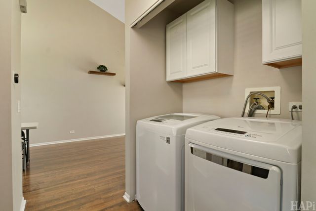 67 W Rustic Lane, Round Lake Beach, IL 60073
