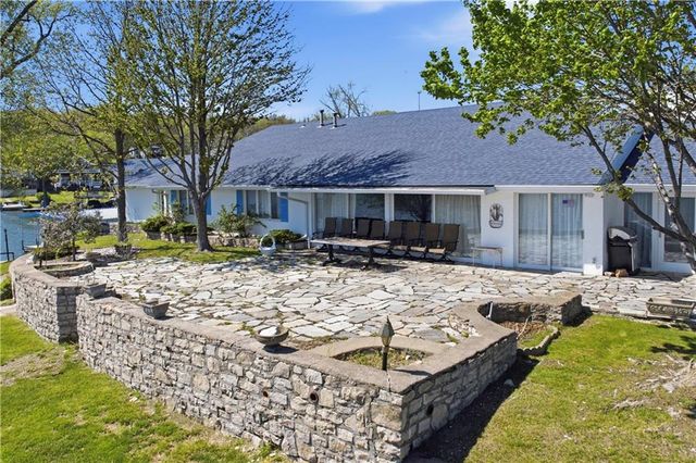 23 C Street, Lake Lotawana, MO 64086