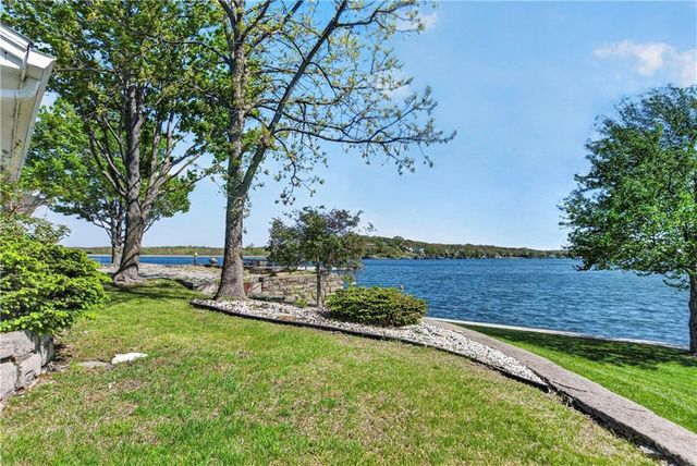 23 C Street, Lake Lotawana, MO 64086