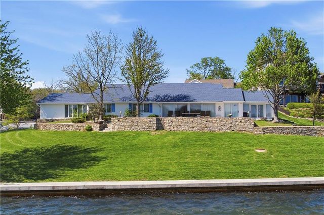 23 C Street, Lake Lotawana, MO 64086