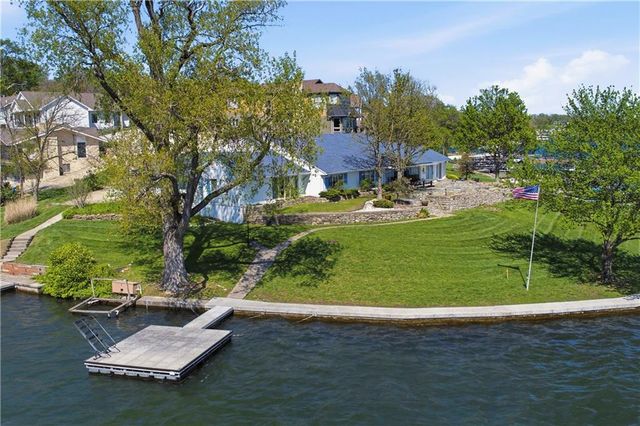 23 C Street, Lake Lotawana, MO 64086