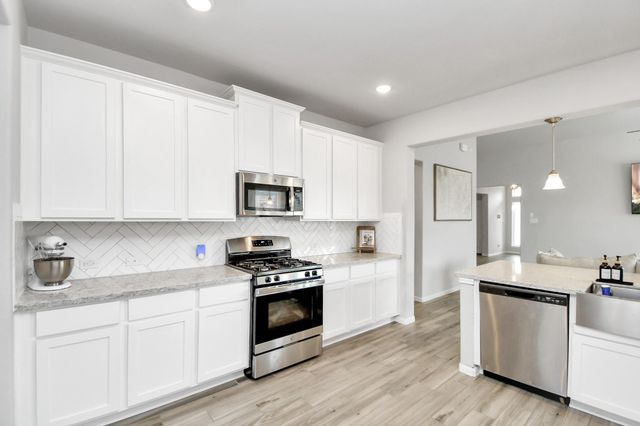 8419 Sunset Horizon Drive, Baytown, TX 77521