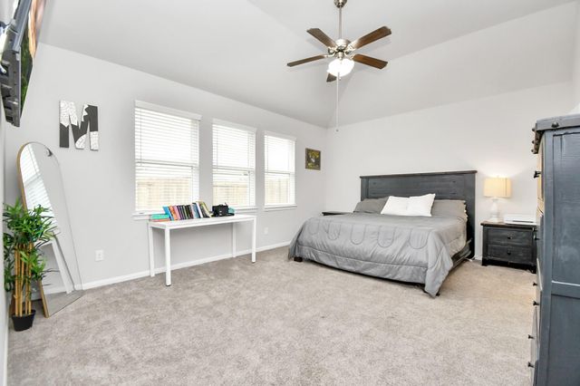 8419 Sunset Horizon Drive, Baytown, TX 77521