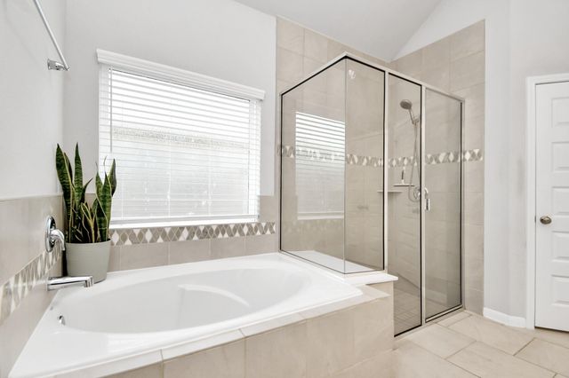 8419 Sunset Horizon Drive, Baytown, TX 77521