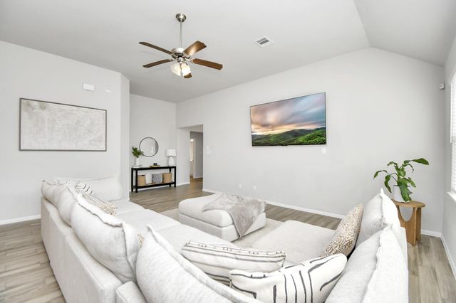 8419 Sunset Horizon Drive, Baytown, TX 77521
