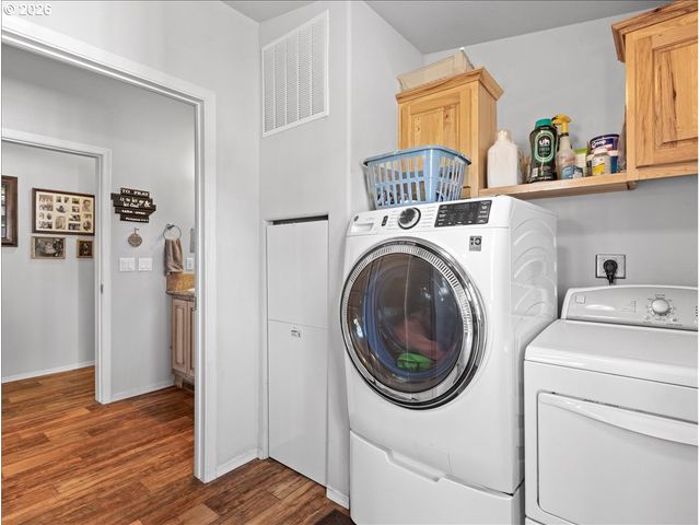 1410 WESTSIDE Hwy, Kelso, WA 98626