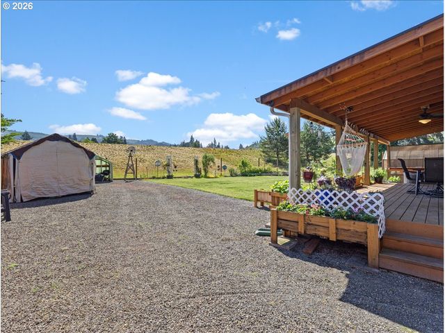 1410 WESTSIDE Hwy, Kelso, WA 98626