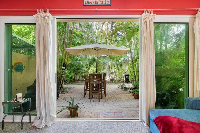 1950 Ne 7th St 105, Deerfield Beach, FL 33441