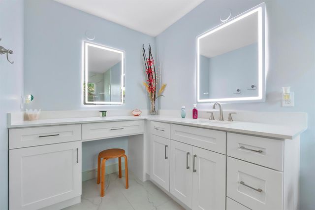 1950 Ne 7th St 105, Deerfield Beach, FL 33441