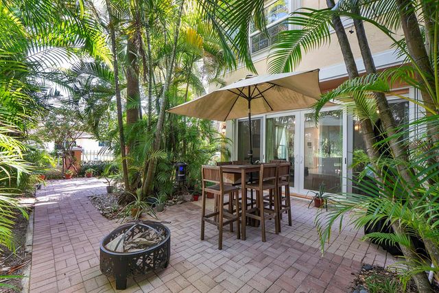 1950 Ne 7th St 105, Deerfield Beach, FL 33441