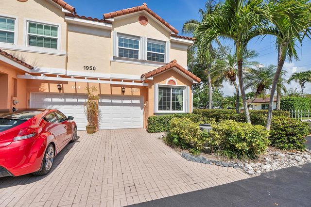 1950 Ne 7th St 105, Deerfield Beach, FL 33441