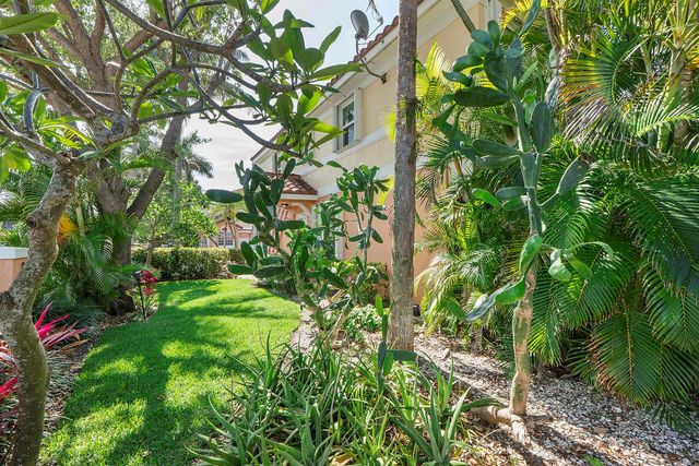 1950 Ne 7th St 105, Deerfield Beach, FL 33441