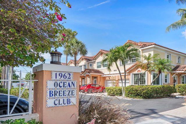 1950 Ne 7th St 105, Deerfield Beach, FL 33441