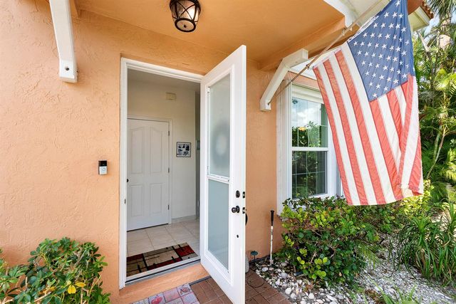 1950 Ne 7th St 105, Deerfield Beach, FL 33441