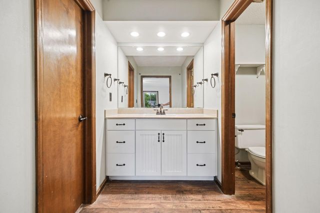 2055 Seddington Court, Dublin, OH 43016