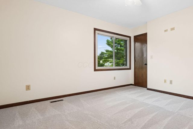 2055 Seddington Court, Dublin, OH 43016