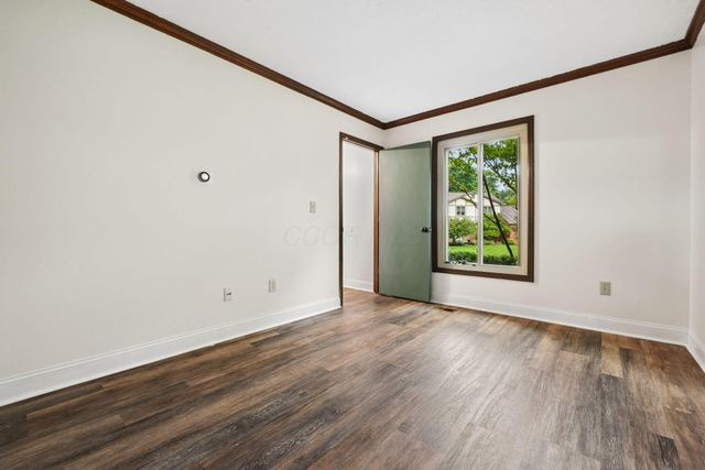 2055 Seddington Court, Dublin, OH 43016