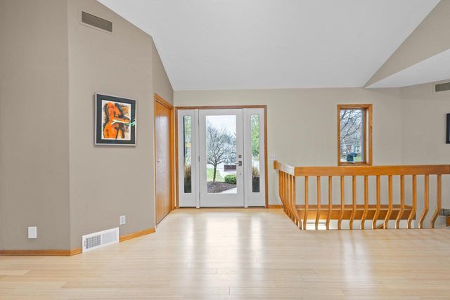 828 Tamarack Way, Verona, WI 53593